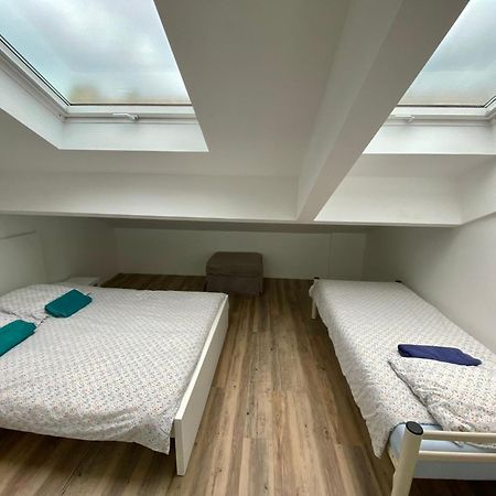 Bohobos Hostel Antibes Exterior photo
