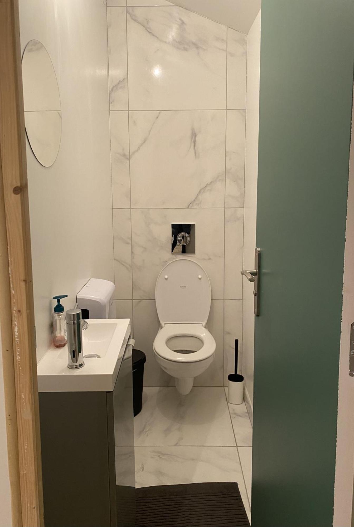 Bohobos Hostel Antibes Exterior photo